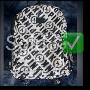 Pink Victoria’s Secret Backpack Black an White Logo with the iconic Dog 🖤🤍🖤🤍